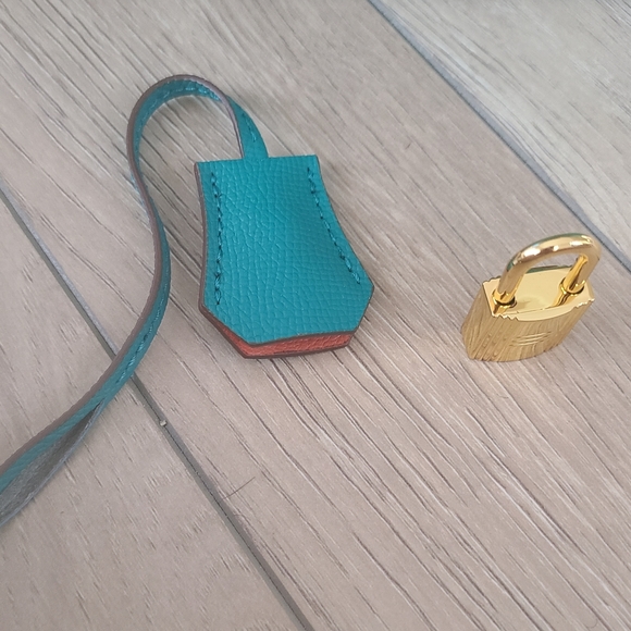 Mini Top Handle Satchel Bag - Turquoise and Orange - Picture 11 of 12